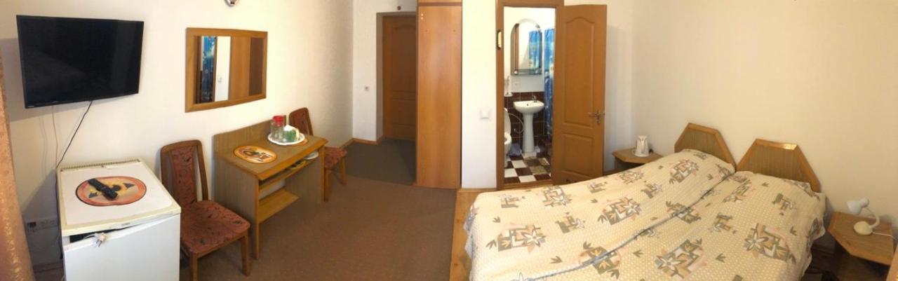Magnolia Truskavets Hotel ภายนอก รูปภาพ
